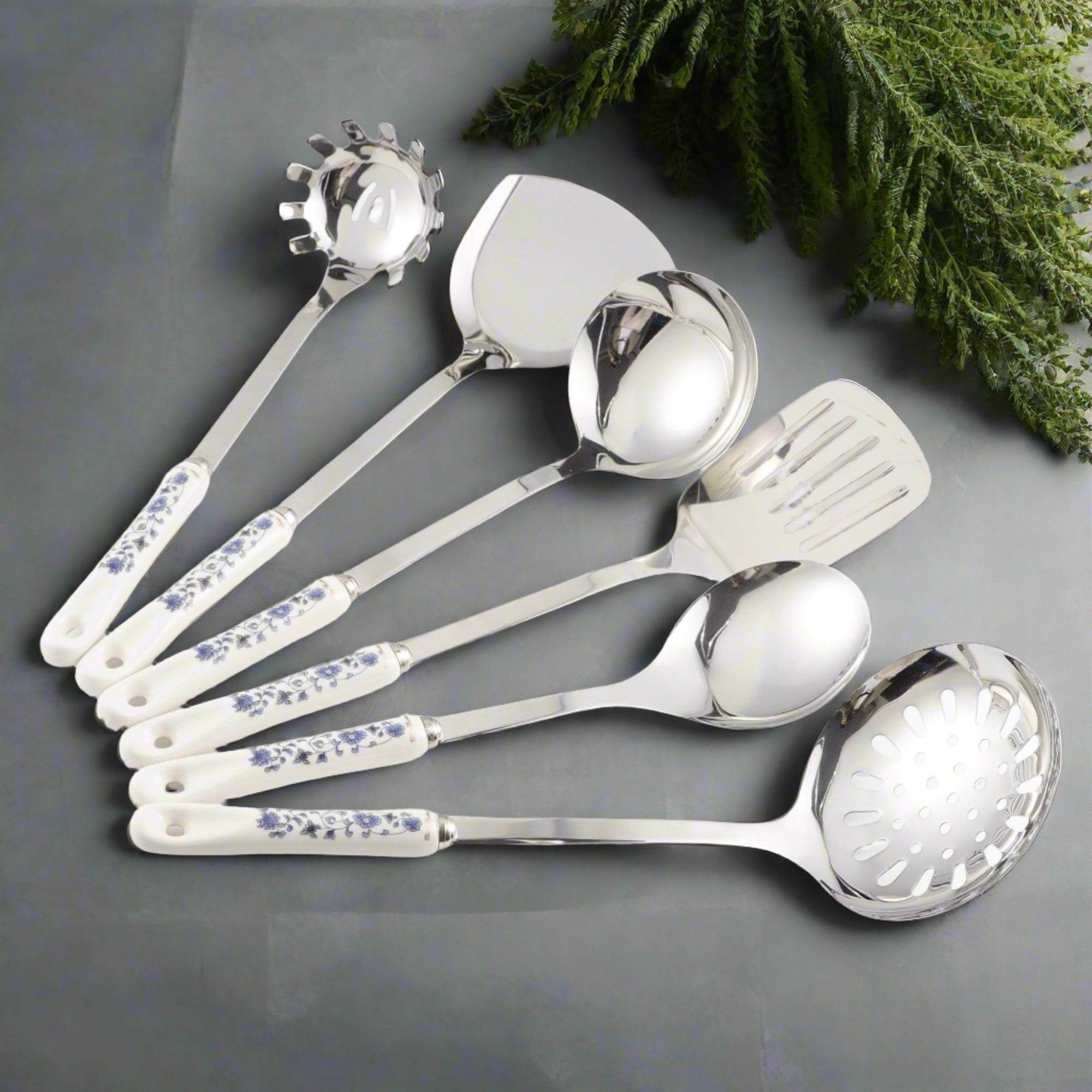 the vintage blue flower utensil set the vintage blue flower utensil set